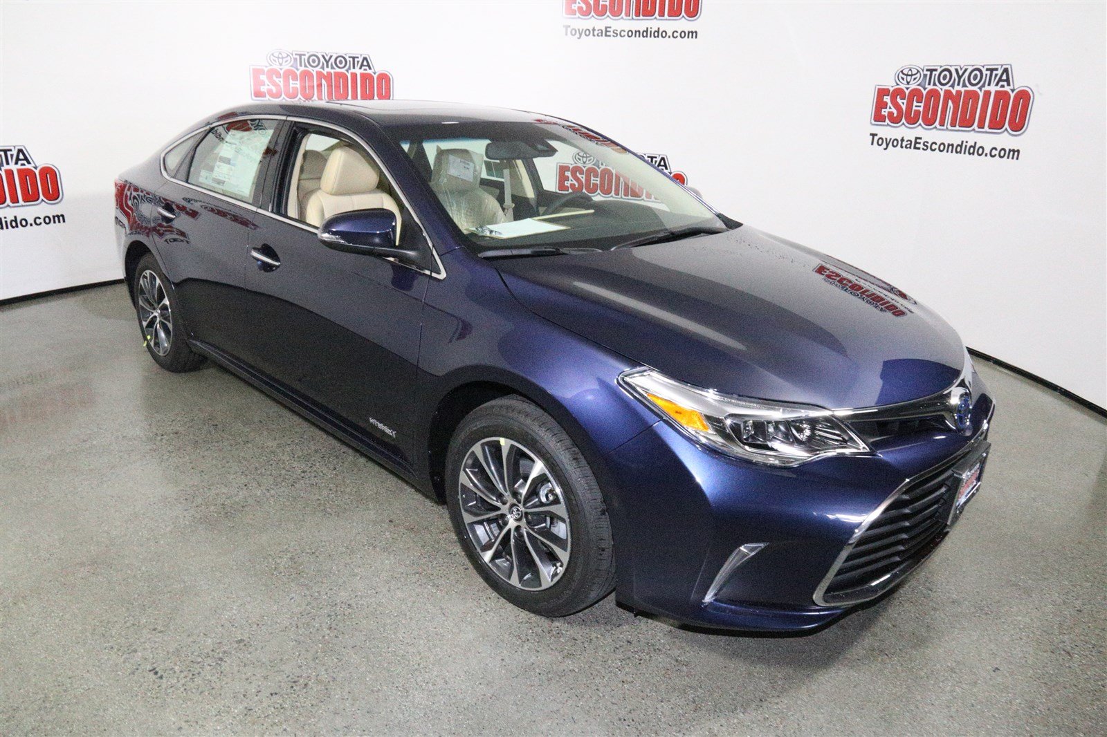 New 2018 Toyota Avalon Hybrid Xle Premium 4dr Car In Escondido